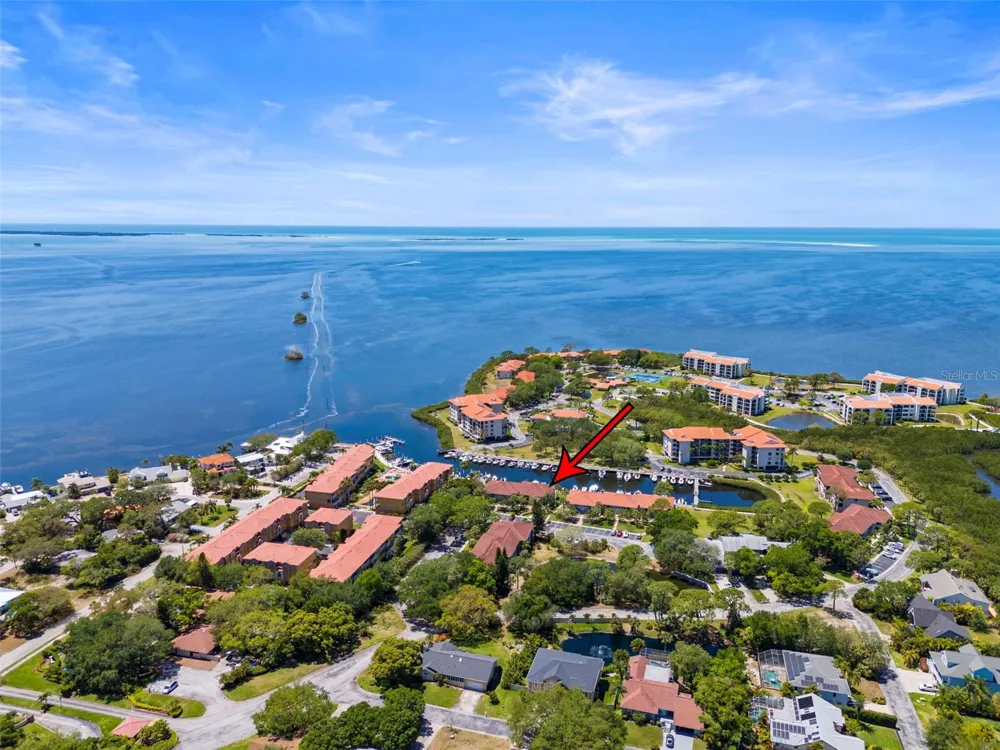 1801 MARINER DRIVE #20 Tarpon Springs, FL 34689