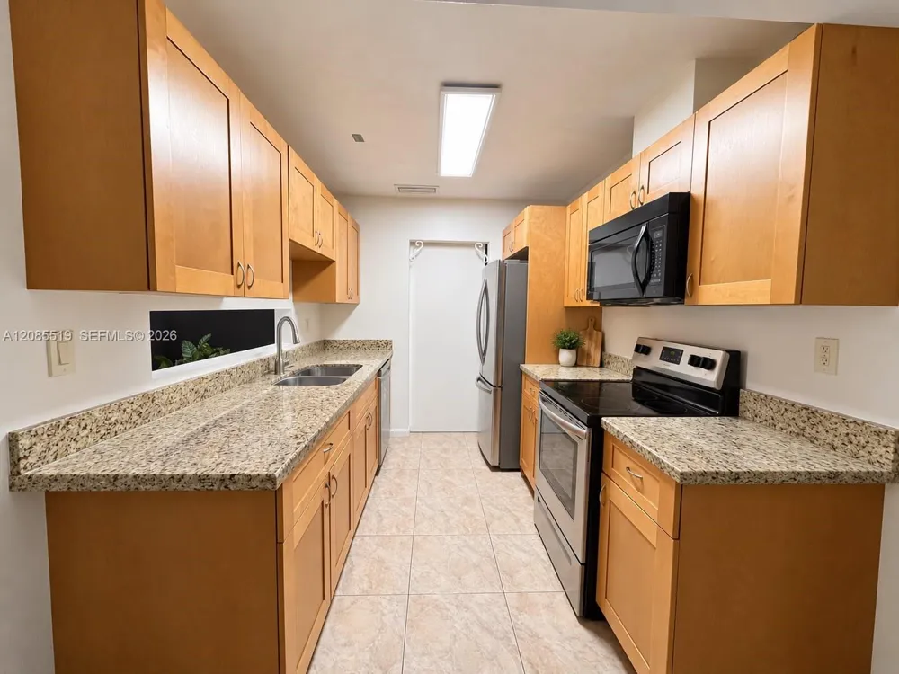12570 SW 117th Ln Miami, FL 33186