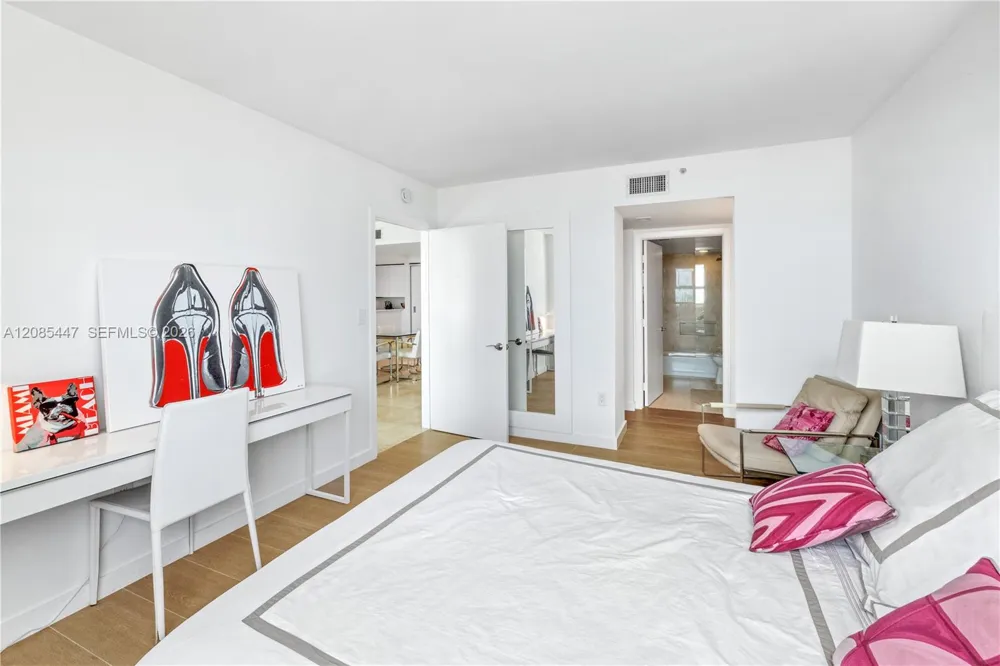 650 West Ave #2310 Miami Beach, FL 33139