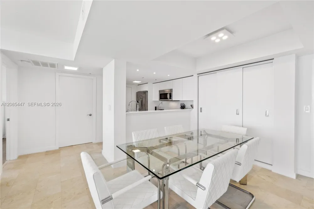 650 West Ave #2310 Miami Beach, FL 33139