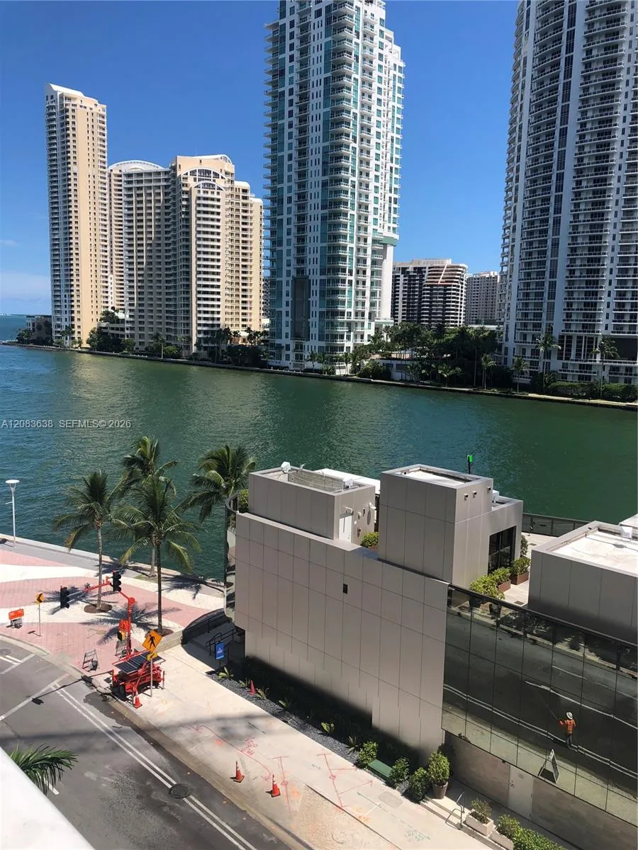 300 S Biscayne Blvd #L-608 Miami, FL 33131