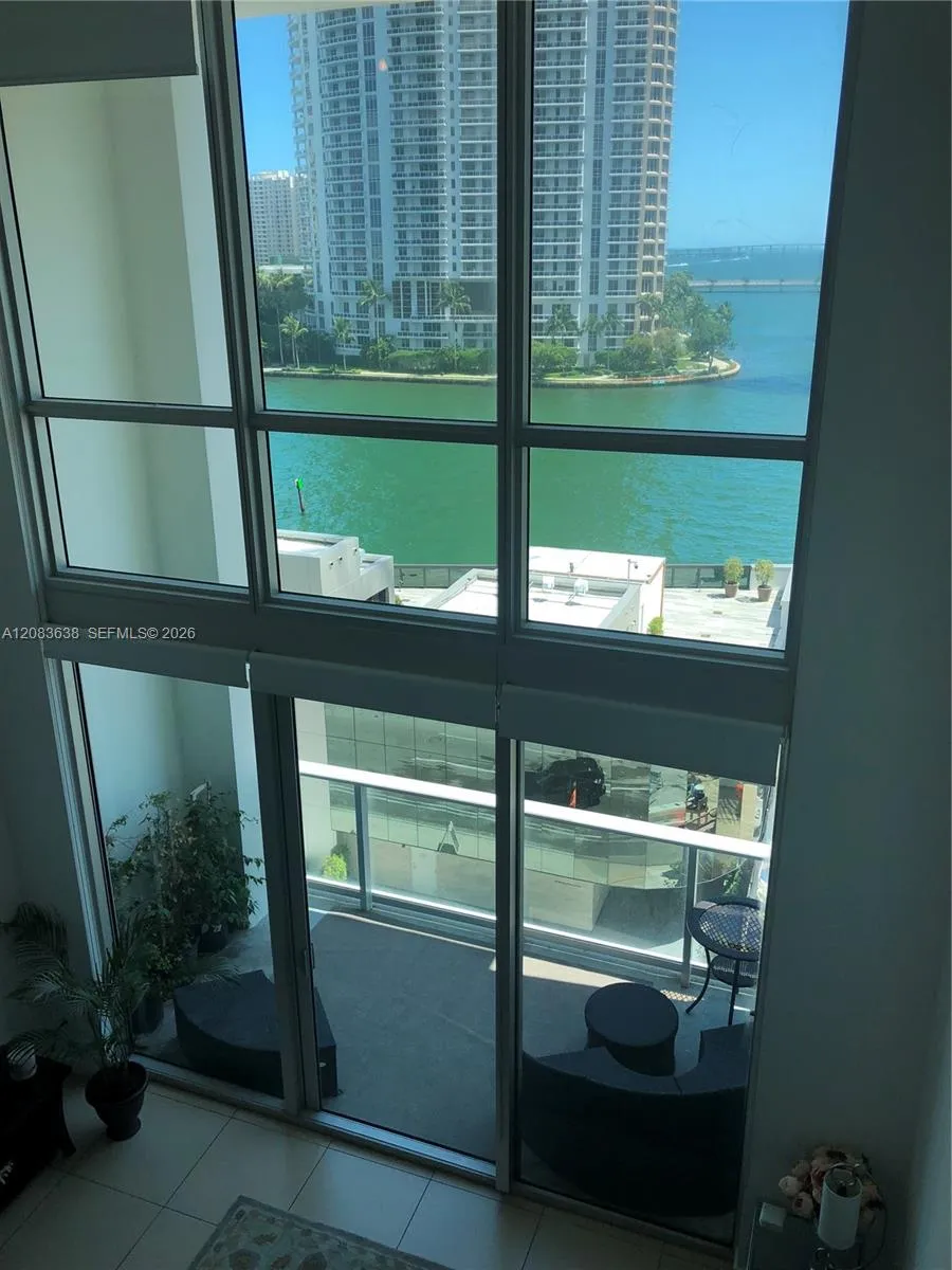 300 S Biscayne Blvd #L-608 Miami, FL 33131