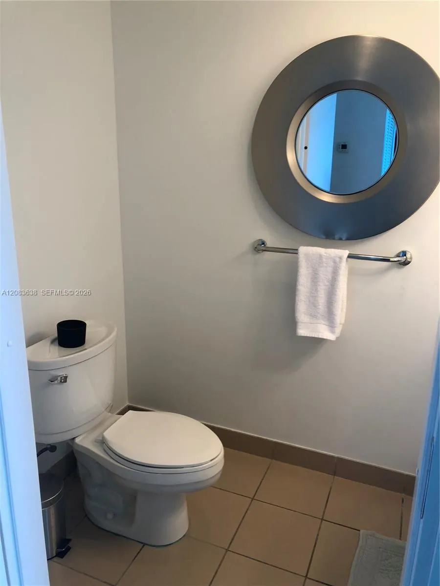 300 S Biscayne Blvd #L-608 Miami, FL 33131