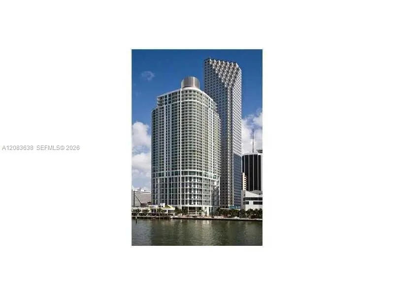 300 S Biscayne Blvd #L-608 Miami, FL 33131