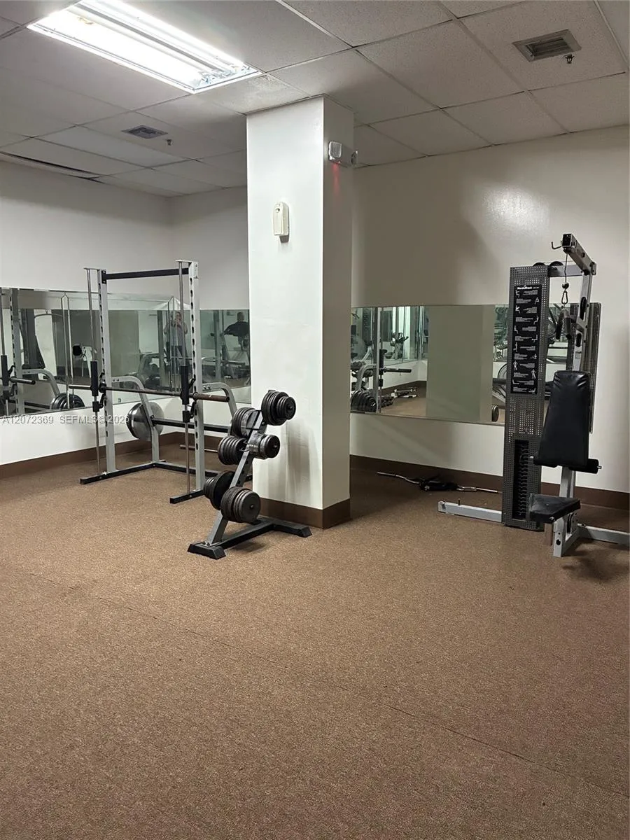 4675 W 18th Ct #904 Hialeah, FL 33012