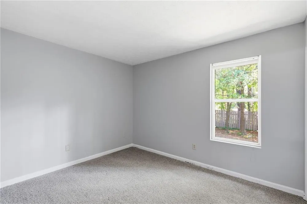 693 Brandlwood Way NW Lilburn, GA 30047