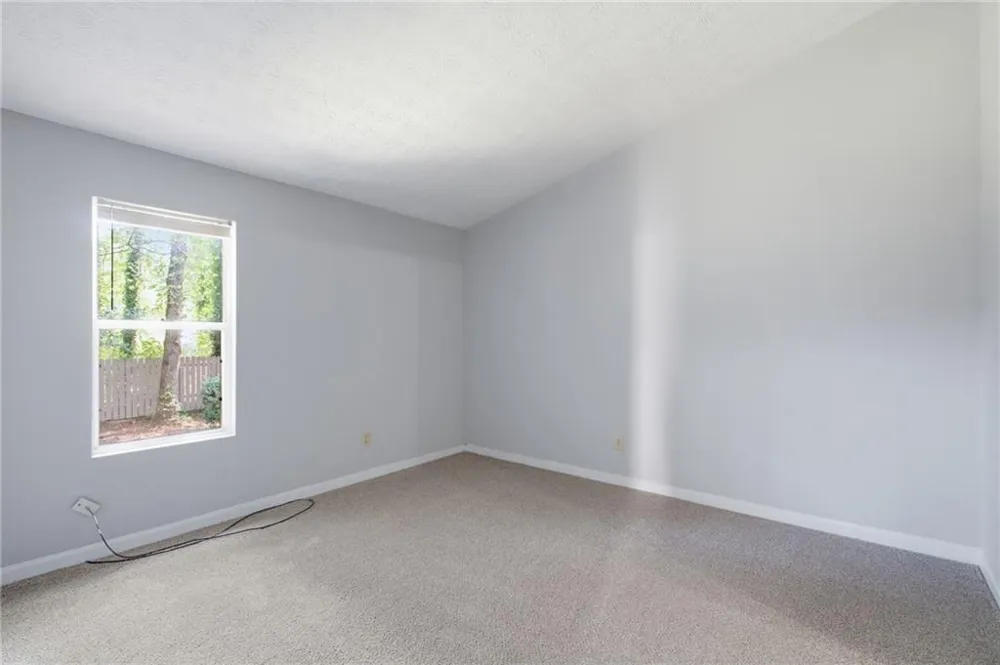 693 Brandlwood Way NW Lilburn, GA 30047
