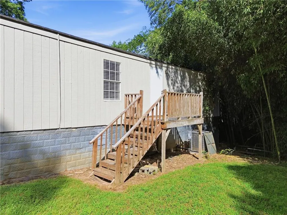5425 Lawson Robinson Road Gainesville, GA 30506