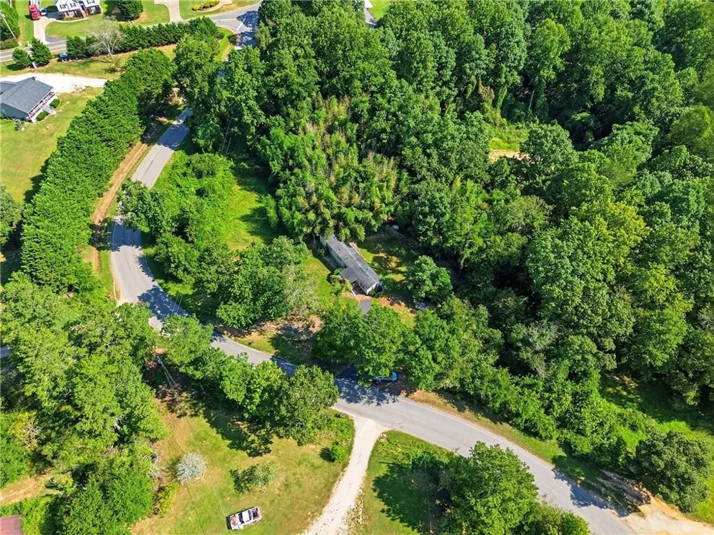 5425 Lawson Robinson Road Gainesville, GA 30506