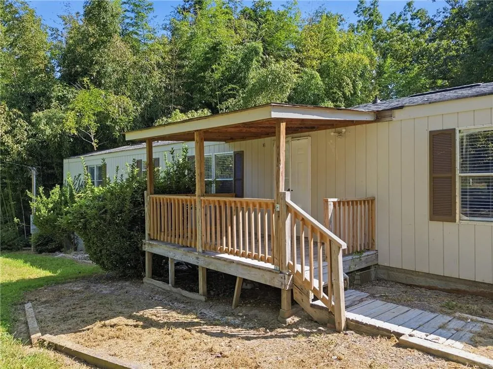 5425 Lawson Robinson Road Gainesville, GA 30506