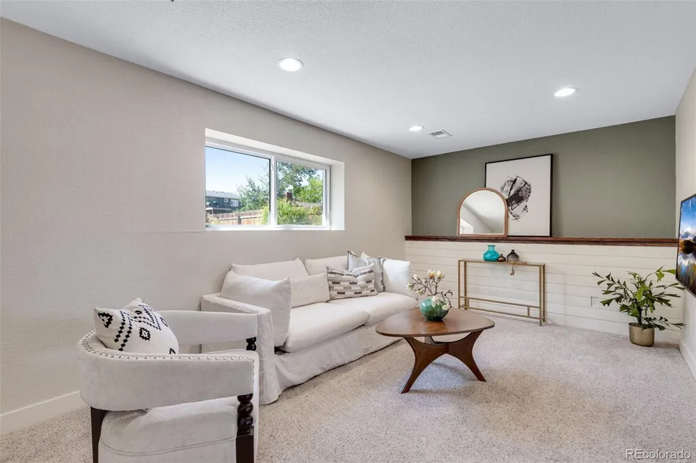 9740 W Union Avenue Denver, CO 80123