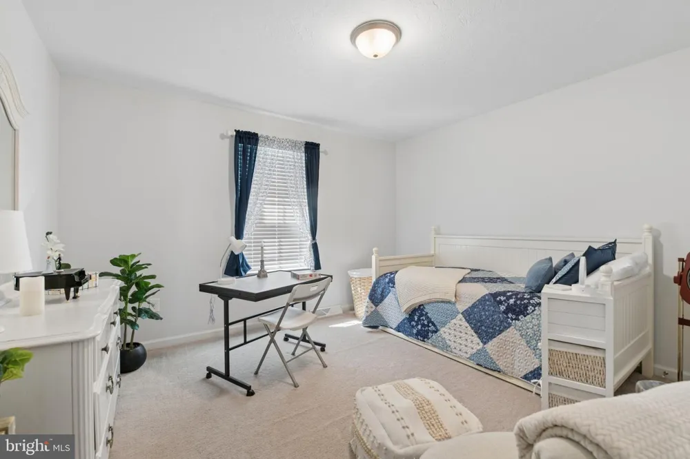 61 HUNTMASTER DRIVE Hanover, PA 17331