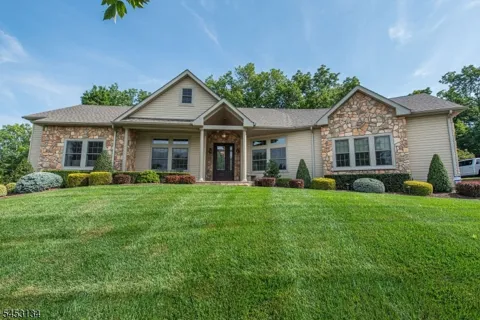 7 Dehart Ct