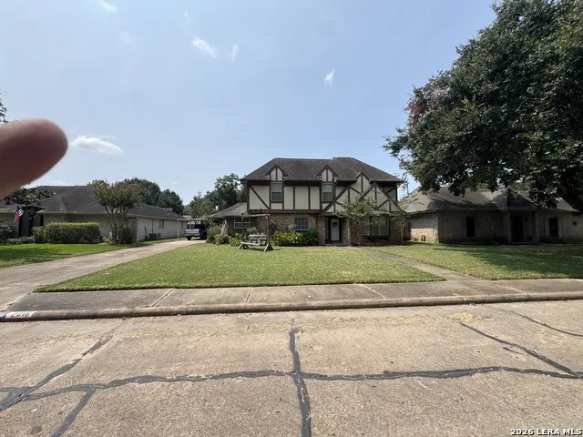 2016 MEADOW LN Richmond, TX 77469