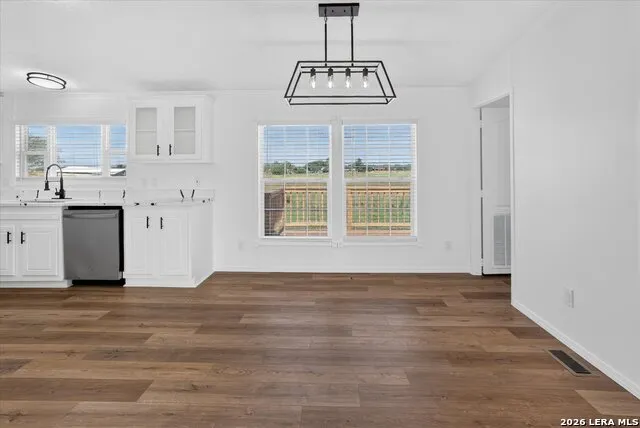 480 Brooks Poteet, TX 78065