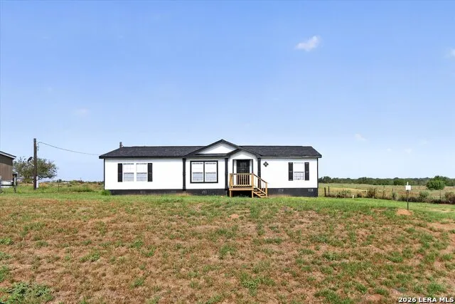 480 Brooks Poteet, TX 78065