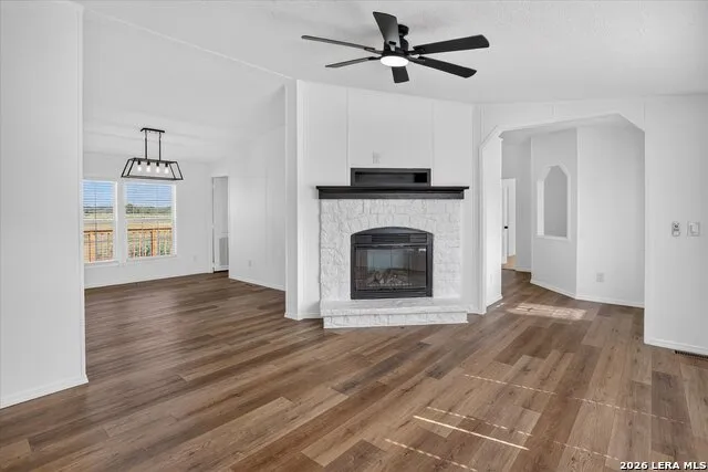 480 Brooks Poteet, TX 78065