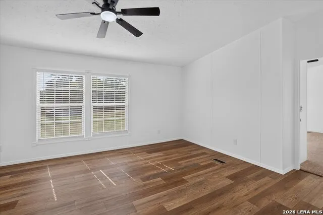 480 Brooks Poteet, TX 78065