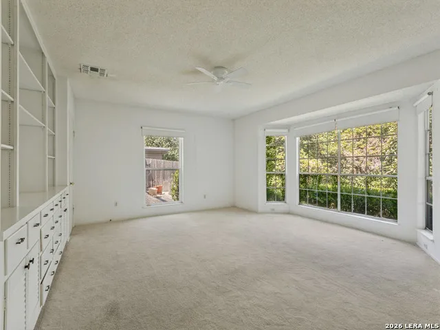 271 ROCKHILL DR San Antonio, TX 78209