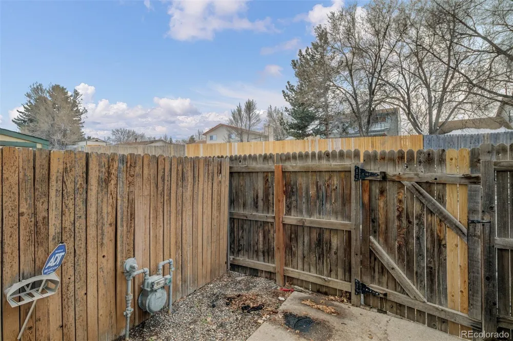 40 Murray Heights Drive Colorado Springs, CO 80916