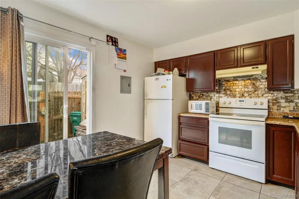 40 Murray Heights Drive Colorado Springs, CO 80916