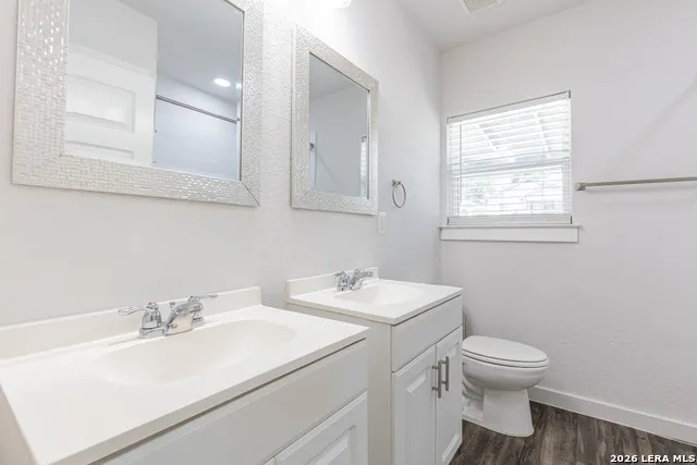 124 NELSON AVE San Antonio, TX 78210