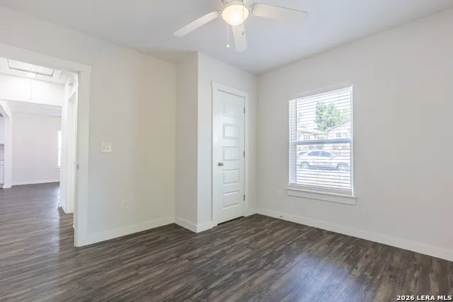 124 NELSON AVE San Antonio, TX 78210