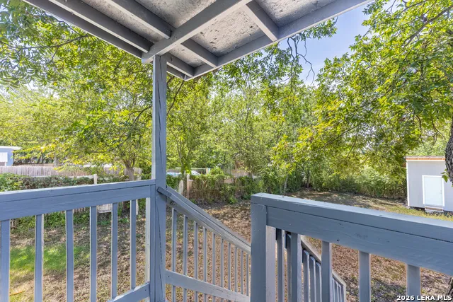 124 NELSON AVE San Antonio, TX 78210