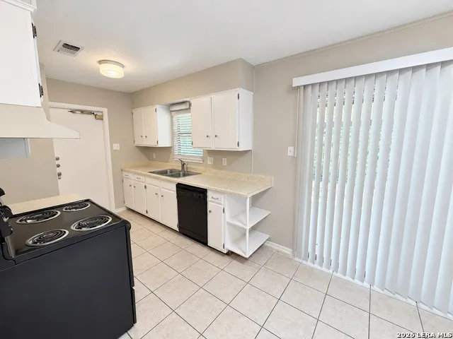 4815 CASA CORONA ST San Antonio, TX 78233