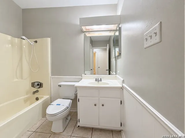 4815 CASA CORONA ST San Antonio, TX 78233