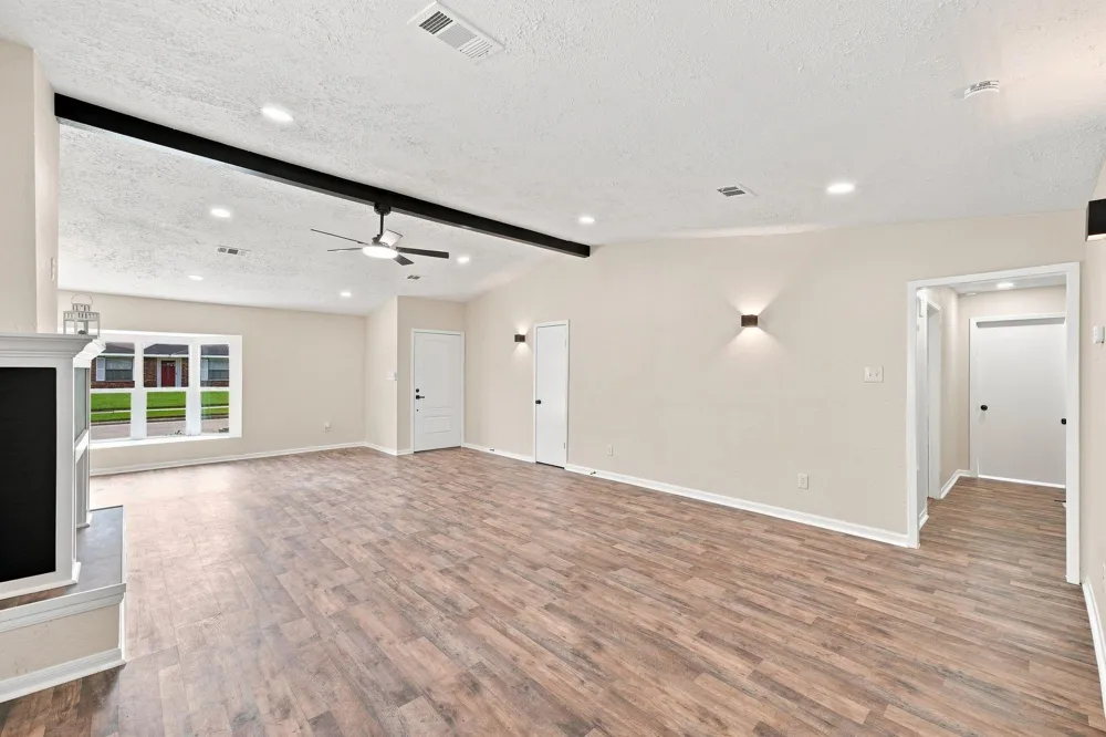 1343 Littleport Lane Channelview, TX 77530
