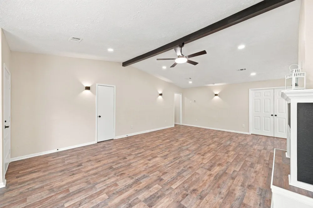 1343 Littleport Lane Channelview, TX 77530