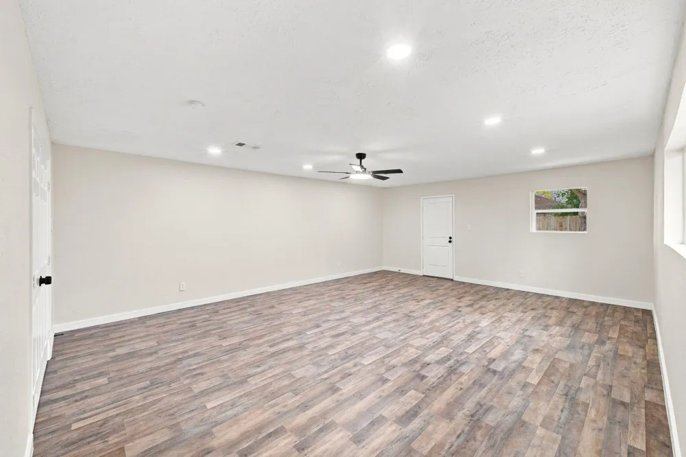 1343 Littleport Lane Channelview, TX 77530
