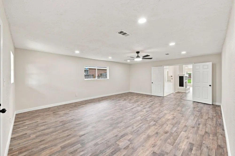 1343 Littleport Lane Channelview, TX 77530