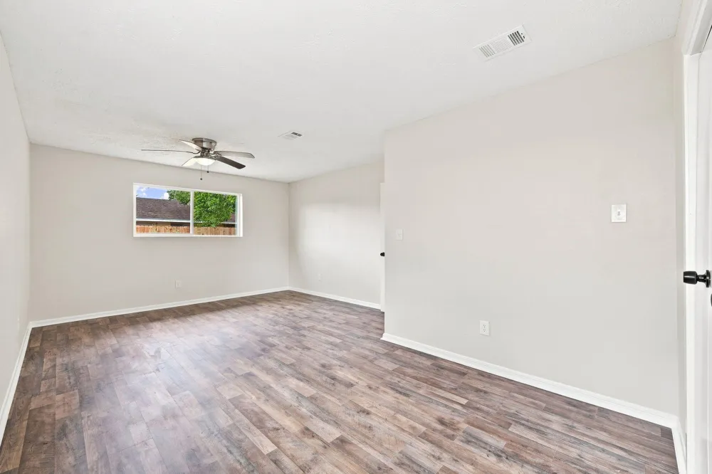 1343 Littleport Lane Channelview, TX 77530
