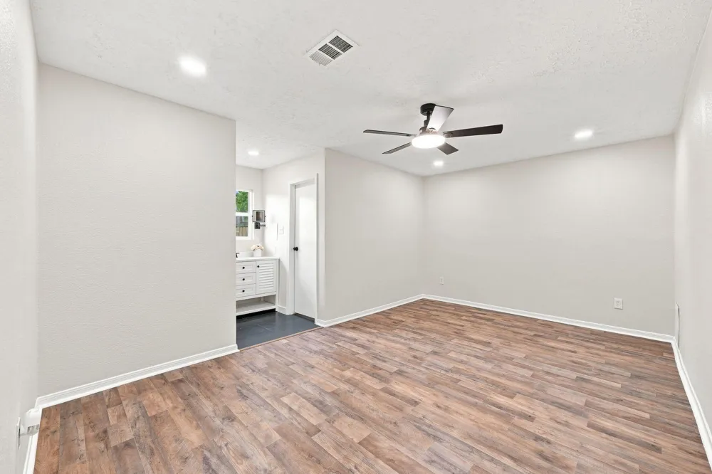 1343 Littleport Lane Channelview, TX 77530