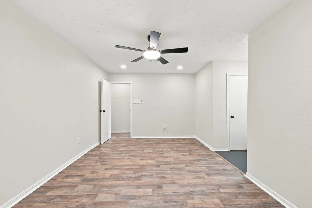 1343 Littleport Lane Channelview, TX 77530