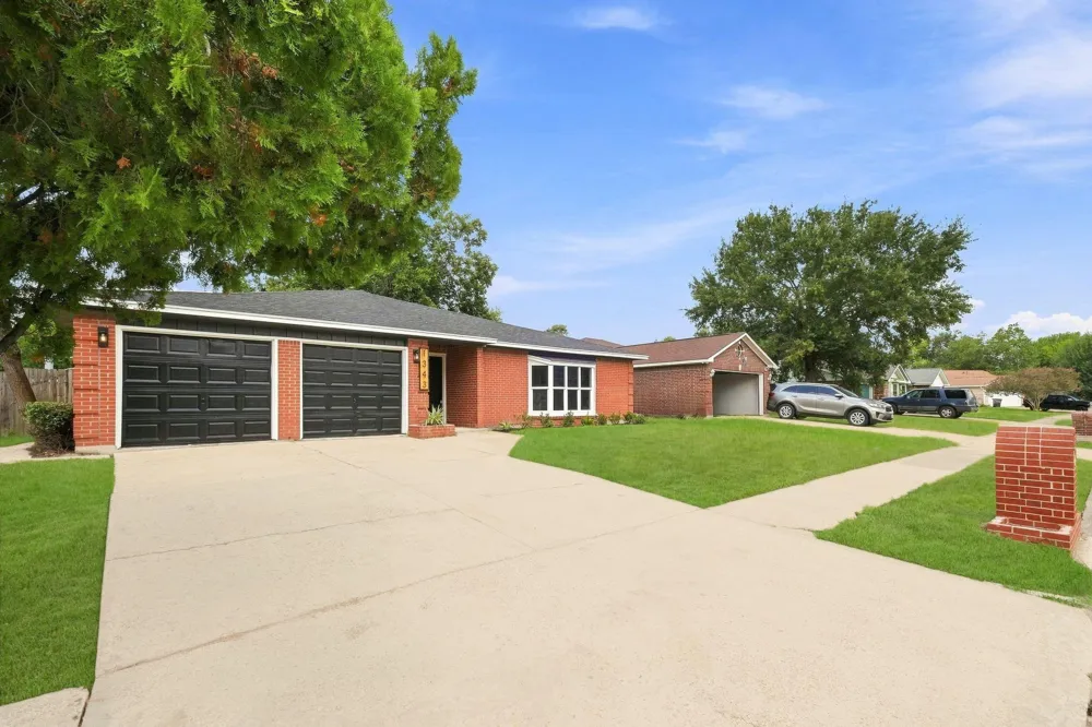1343 Littleport Lane Channelview, TX 77530