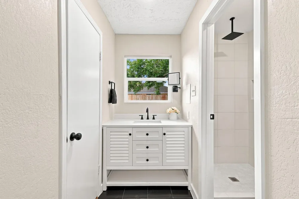 1343 Littleport Lane Channelview, TX 77530