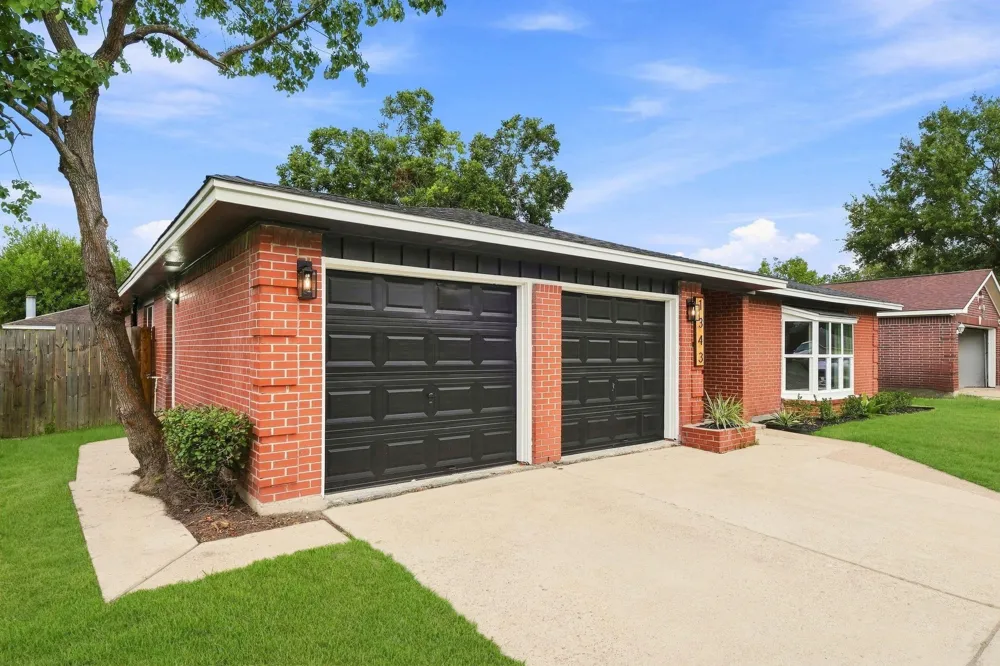1343 Littleport Lane Channelview, TX 77530