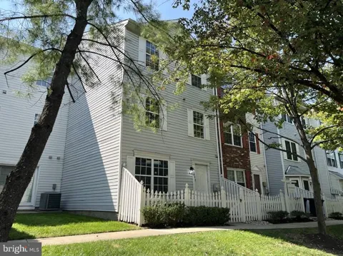 8928 MALLARD COURT