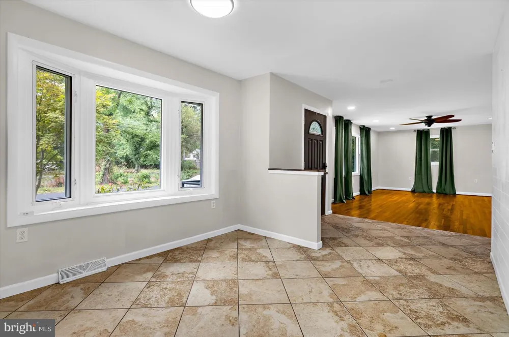 243 12TH Pasadena, MD 21122