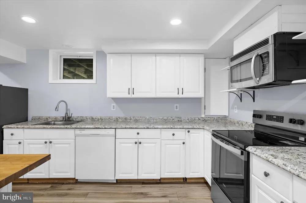 243 12TH Pasadena, MD 21122
