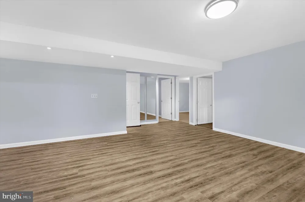 243 12TH Pasadena, MD 21122