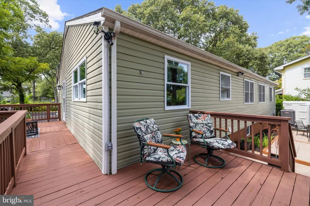243 12TH Pasadena, MD 21122