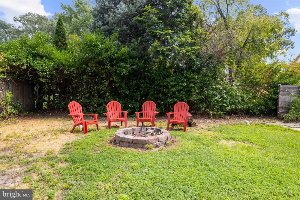 243 12TH Pasadena, MD 21122