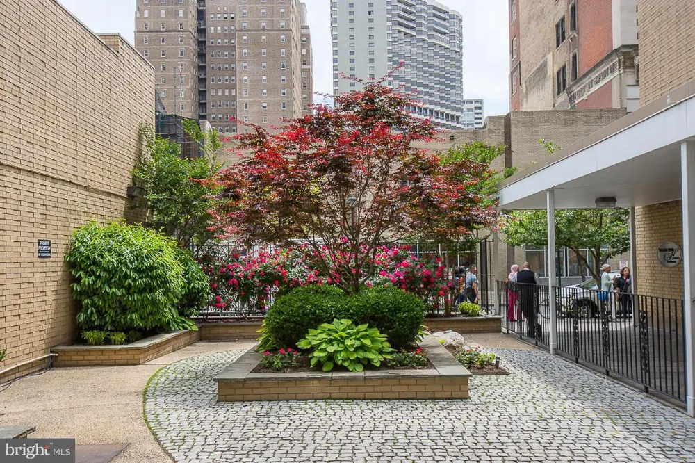 1919 CHESTNUT STREET #2209 Philadelphia, PA 19103