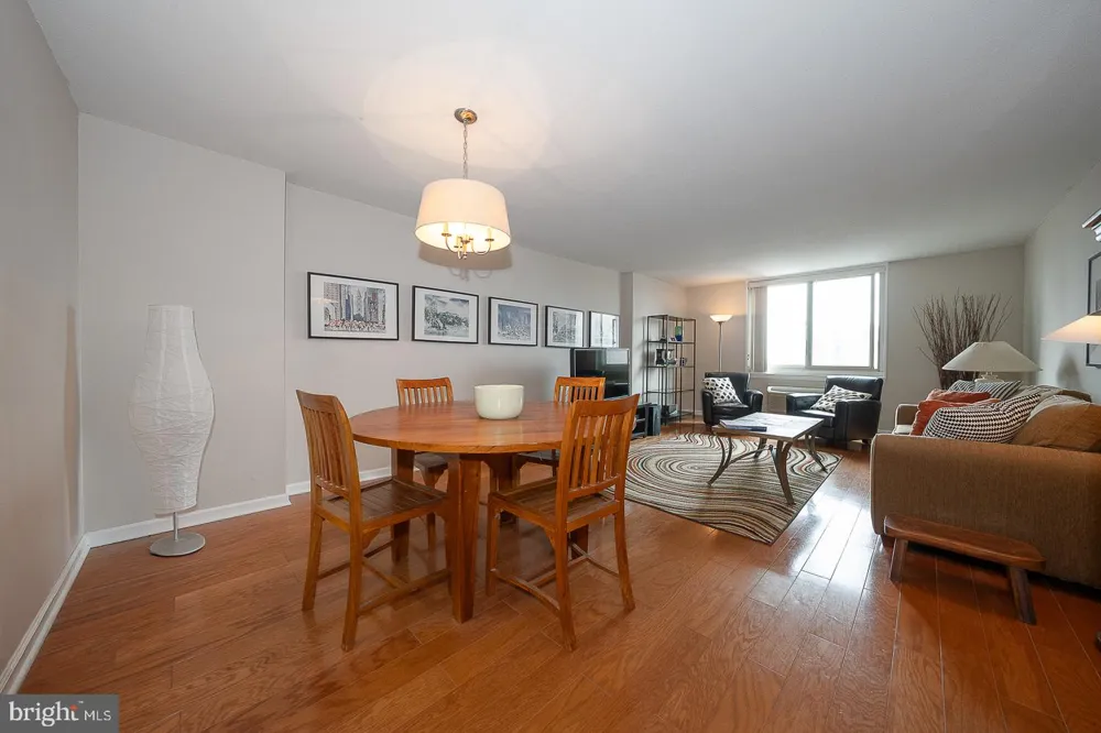 1919 CHESTNUT STREET #2209 Philadelphia, PA 19103