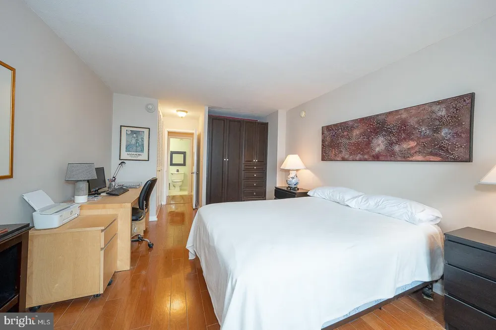 1919 CHESTNUT STREET #2209 Philadelphia, PA 19103