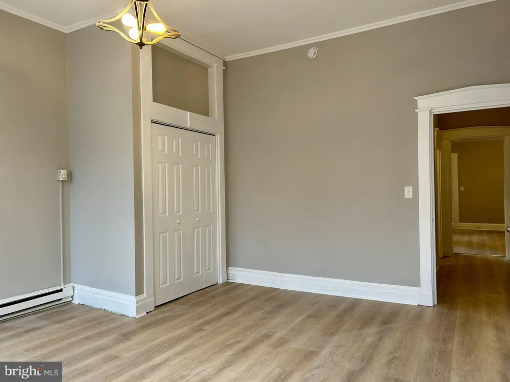 229 E KING STREET #2 Lancaster, PA 17602